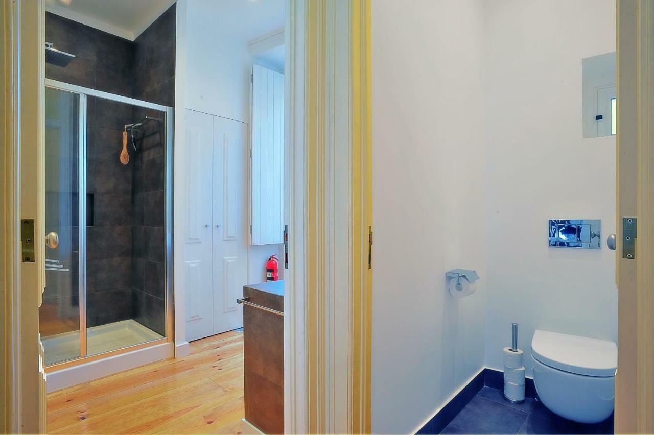 Localtraveling Historic Center Travessa Apartment Lisbon Luaran gambar